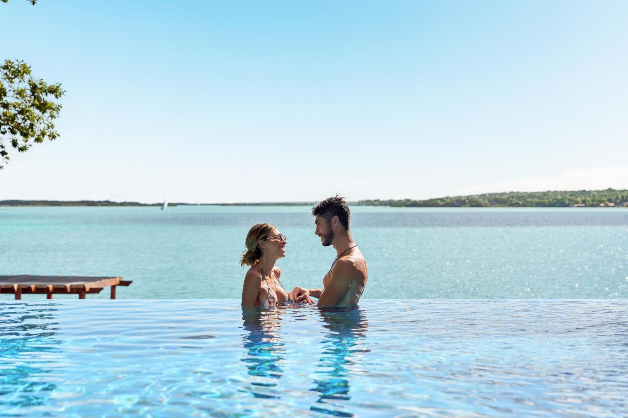 Cristalino Lagoon Front Hotel, Restaurant & Spa Bacalar Exterior photo