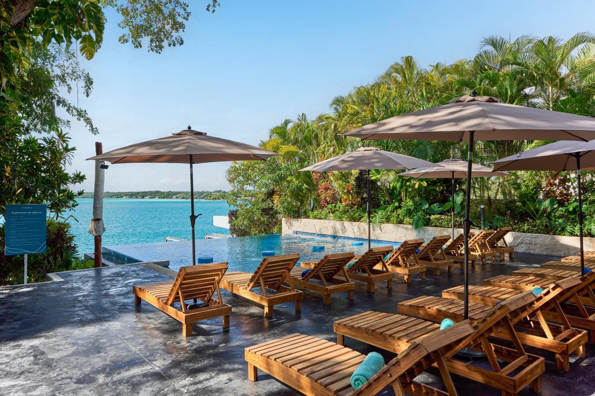 Cristalino Lagoon Front Hotel, Restaurant & Spa Bacalar Exterior photo