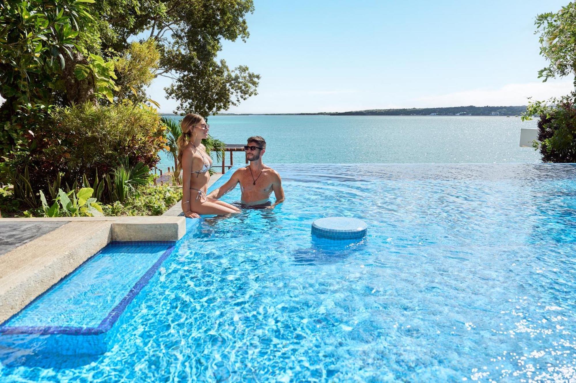 Cristalino Lagoon Front Hotel, Restaurant & Spa Bacalar Exterior photo