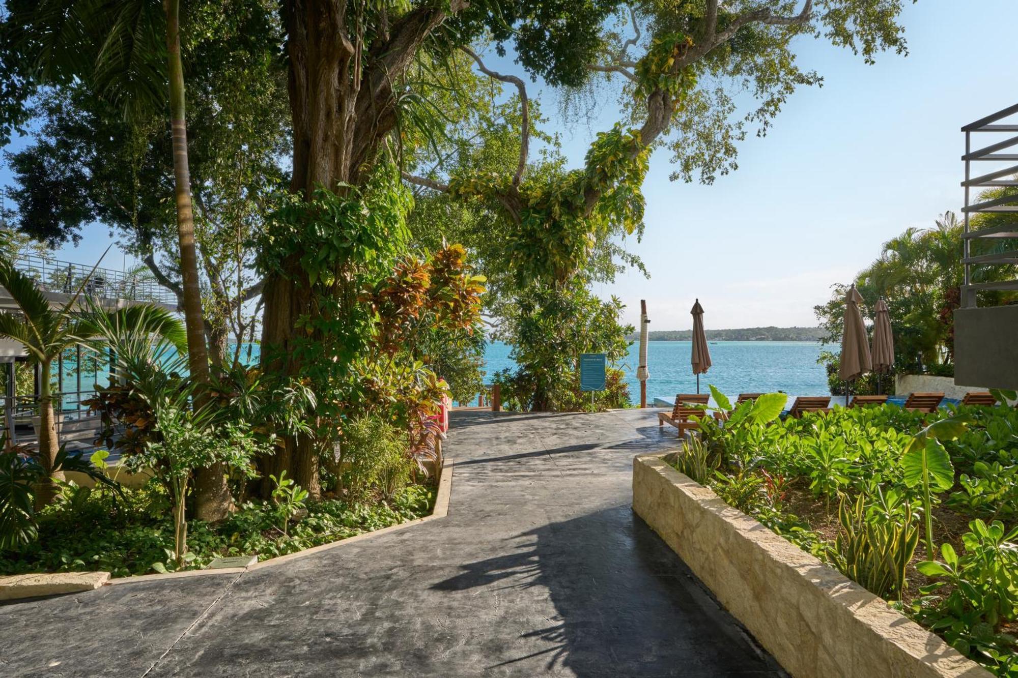 Cristalino Lagoon Front Hotel, Restaurant & Spa Bacalar Exterior photo