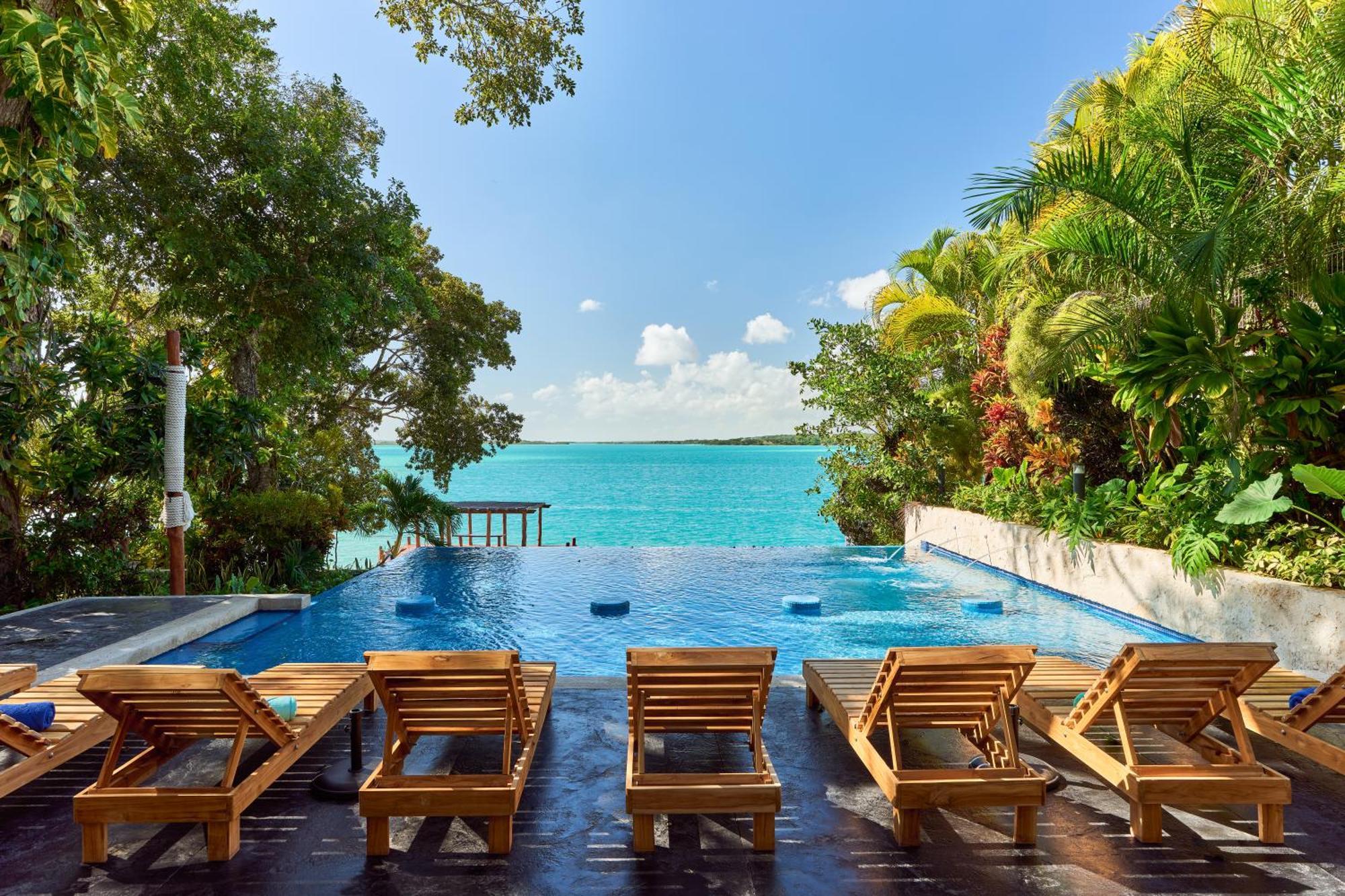 Cristalino Lagoon Front Hotel, Restaurant & Spa Bacalar Exterior photo